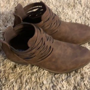 Rampage boots size 6.5
